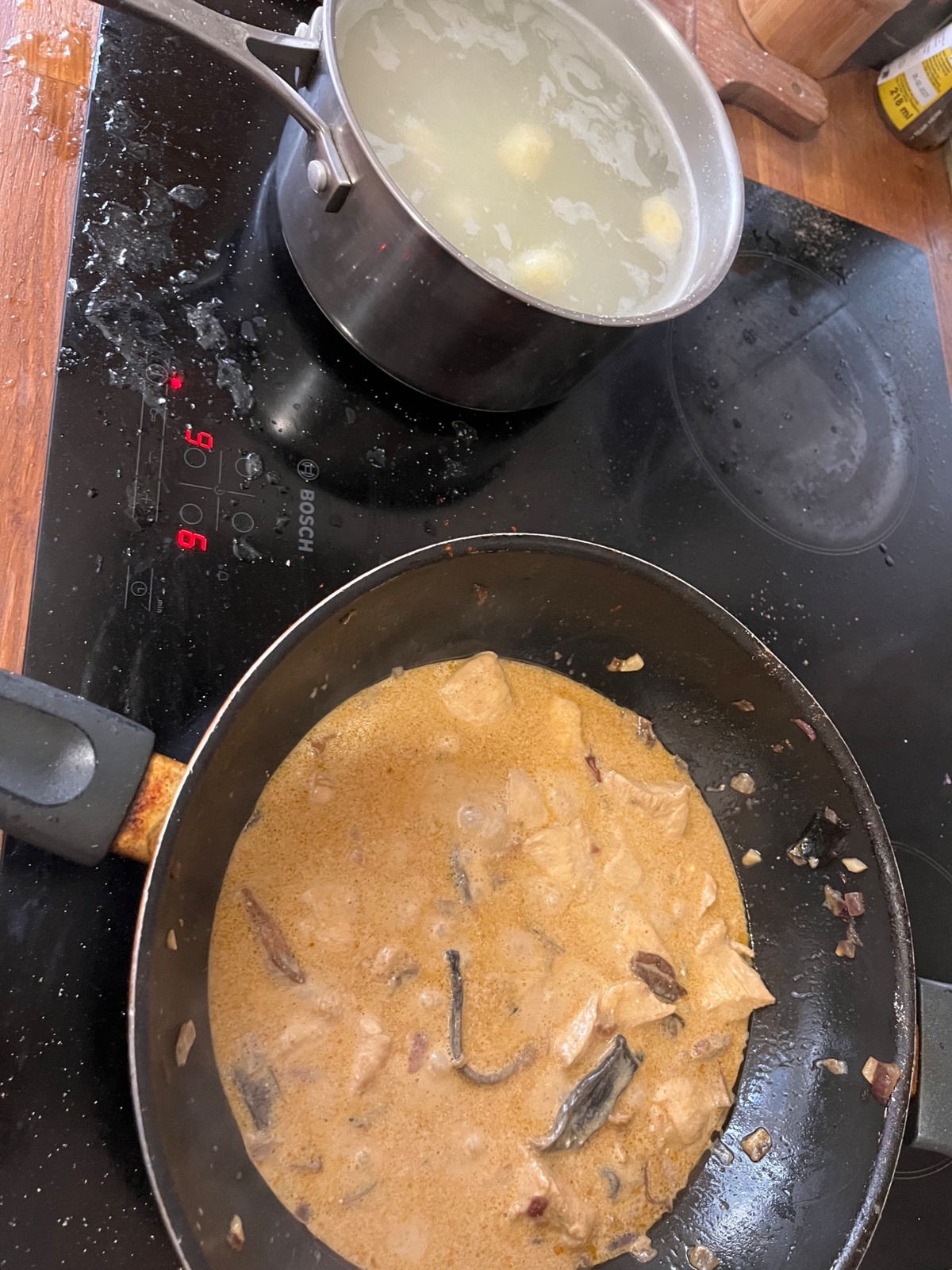 f0da4668-9171-4204-8a28-4ea83130f224