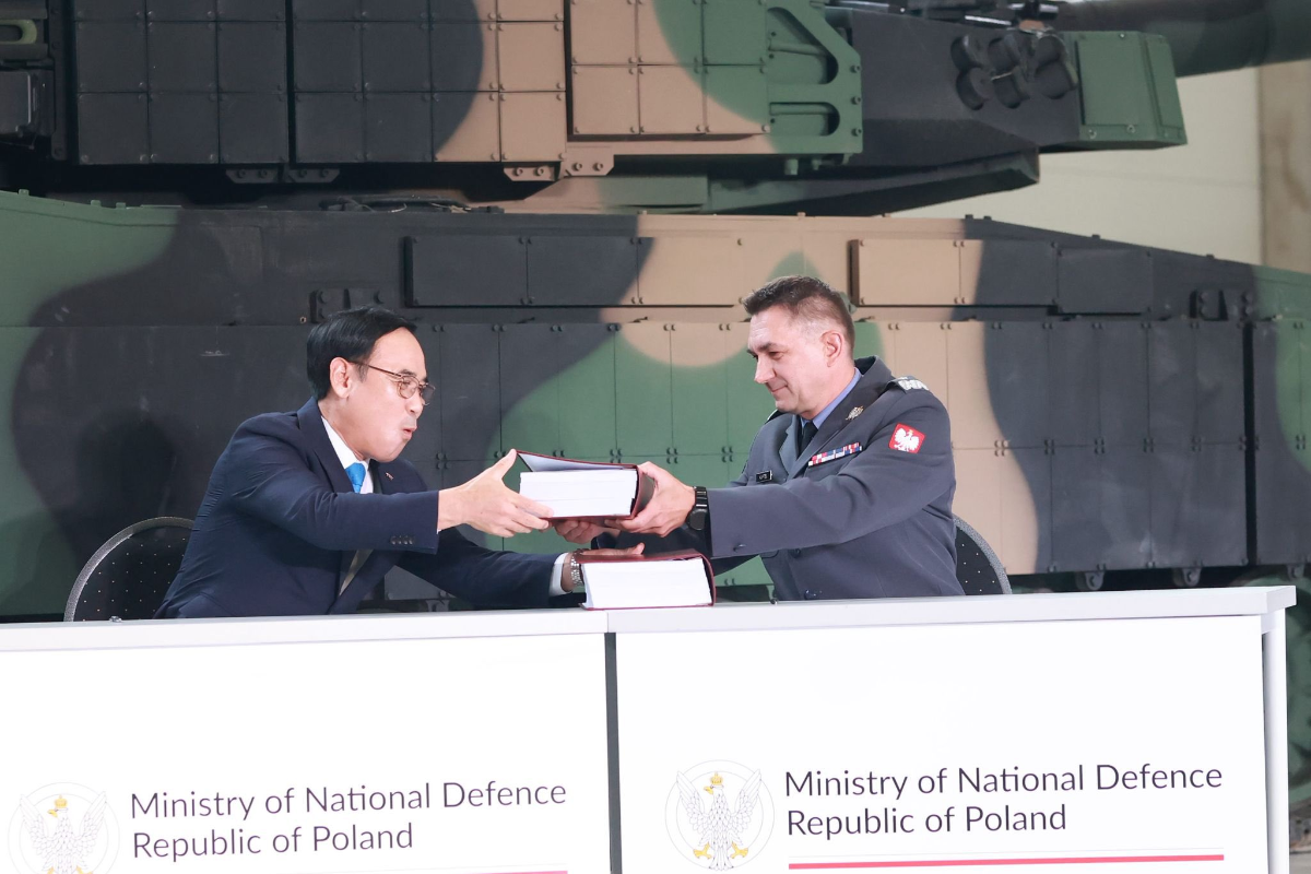 eee2332f-3816-4fc4-946b-f2ad93811748