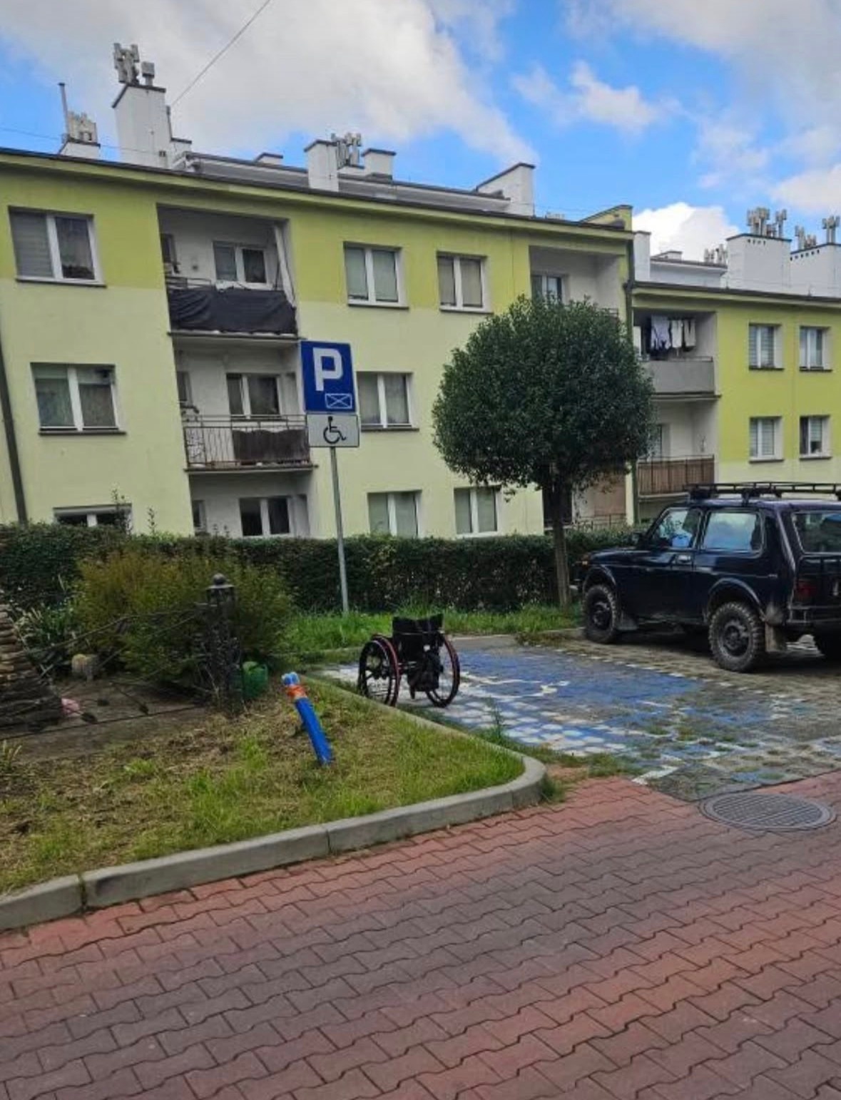 dabfd863-35e0-4b99-ae6e-cef5f41dfa05