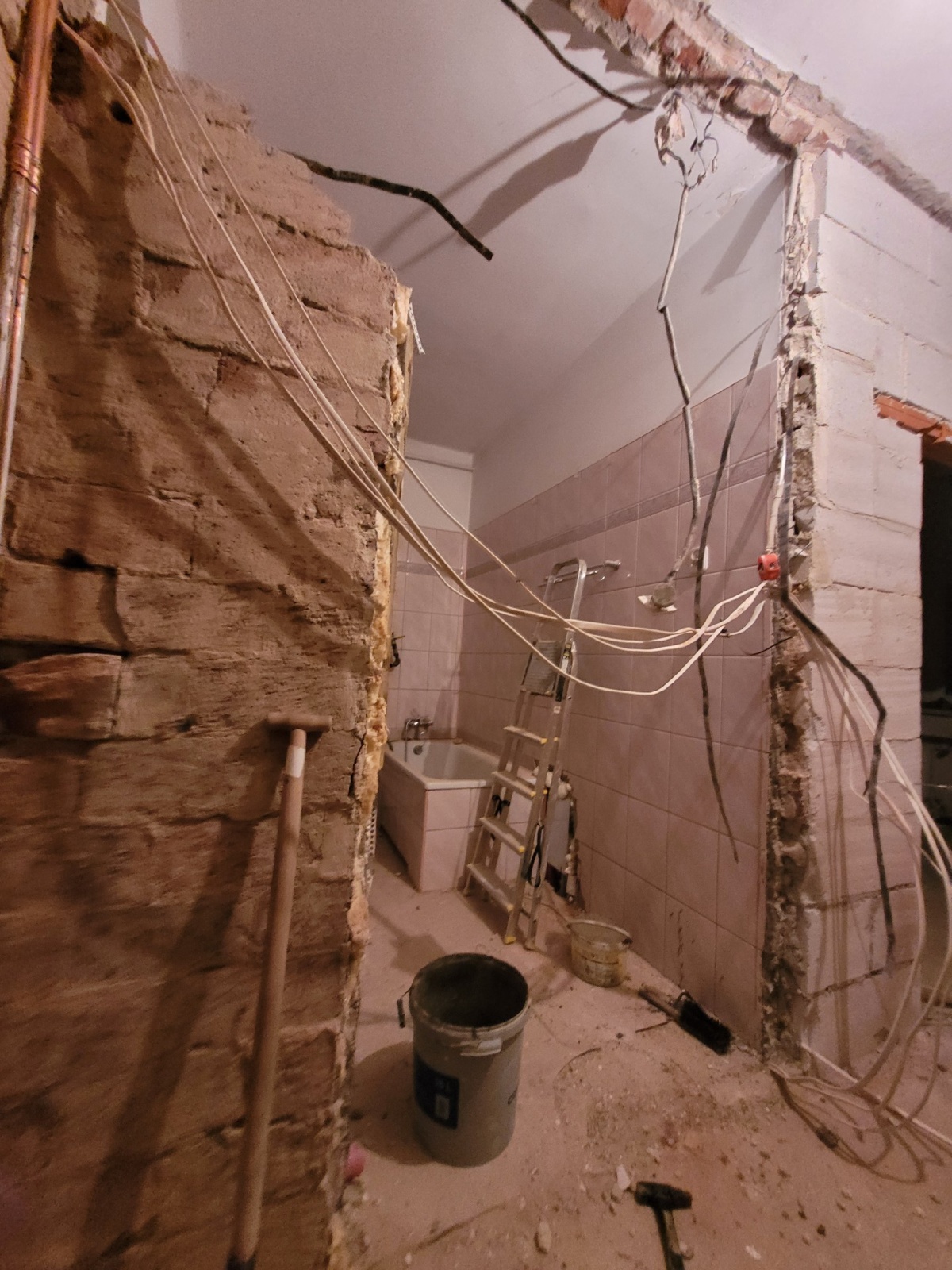 5f783803-315e-4ddc-8673-becb51481e75