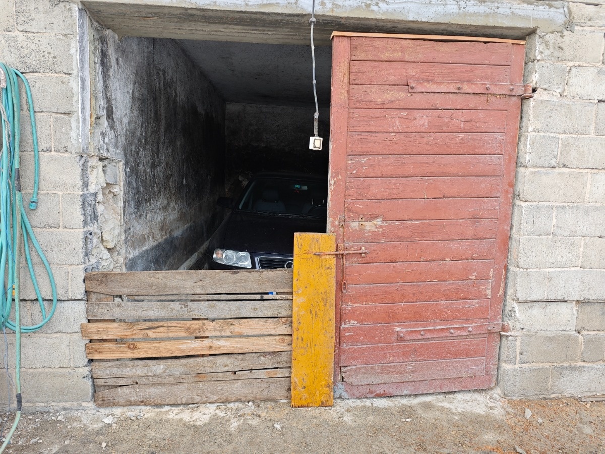 e69a8c63-55dd-43c5-b639-55272cf8b134