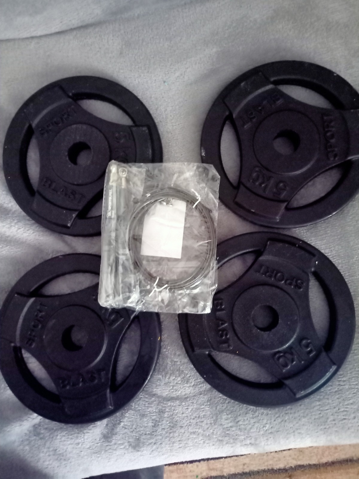 e6a9e745-d560-4123-9129-0cba7b958d8d