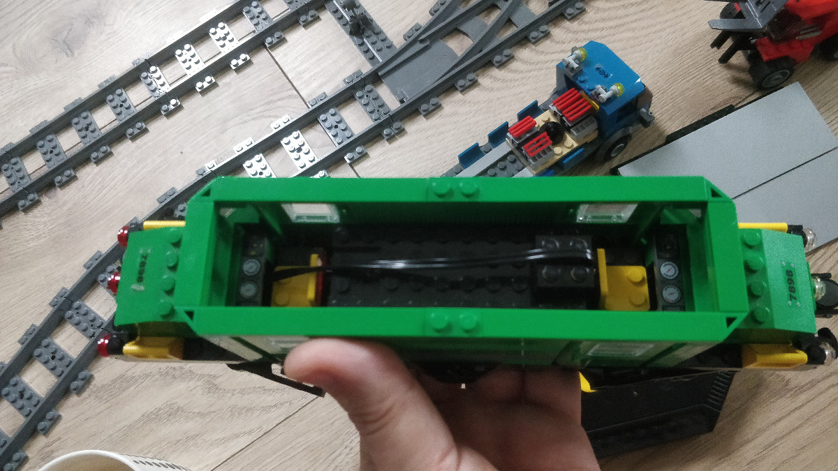 2e182372-91c3-40ff-a2de-2be188558aad