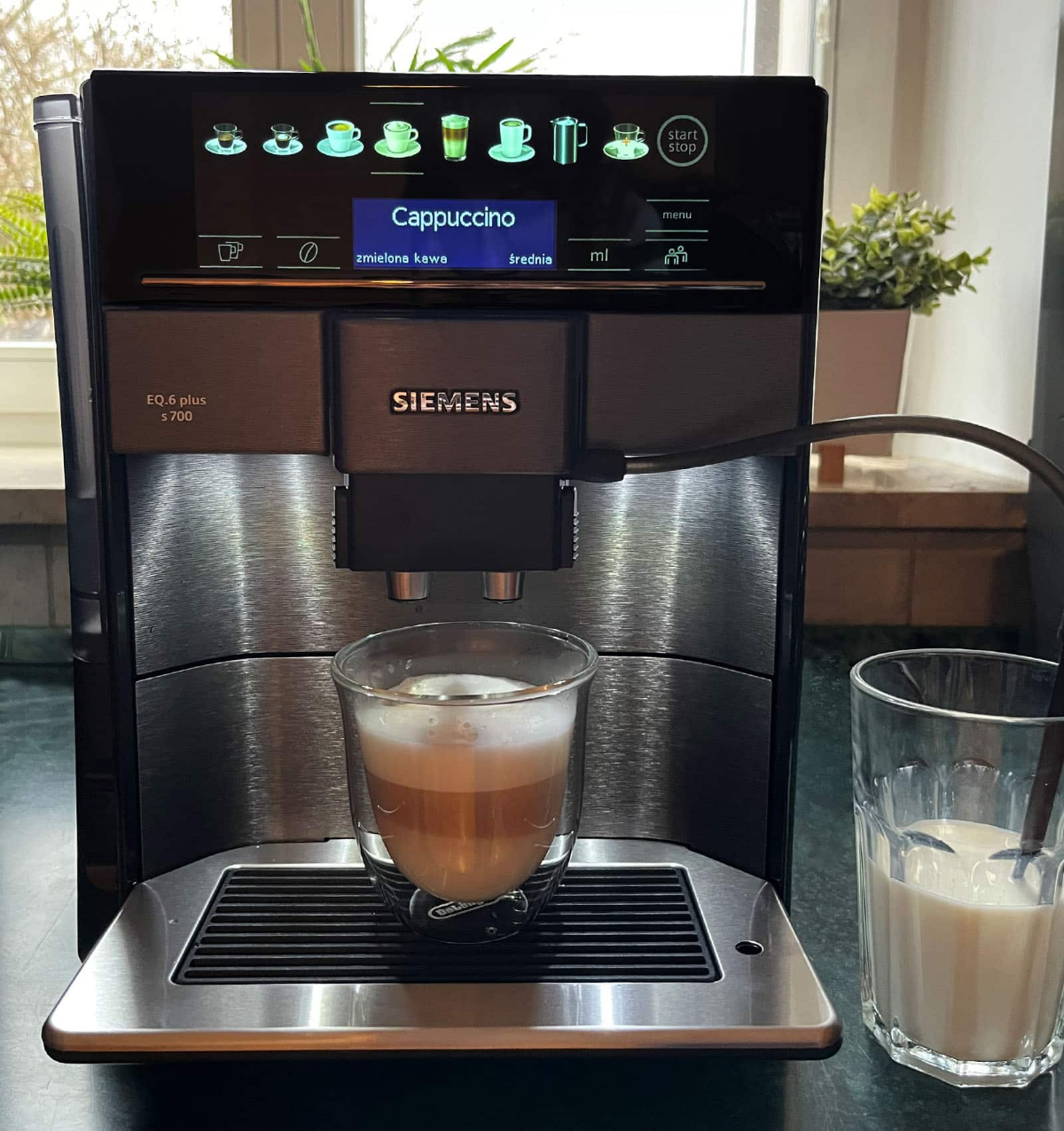 94bc9881-e8c3-47da-a676-7e6f3e759673