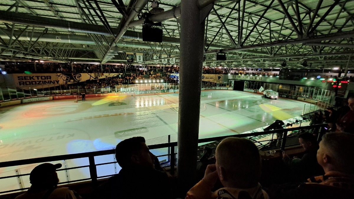 6d384e58-5ef6-4c8b-9696-734bb36aac47