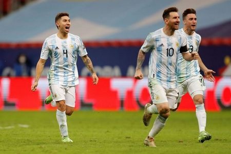 Messi zmierzy się z Neymarem w finale Copa America