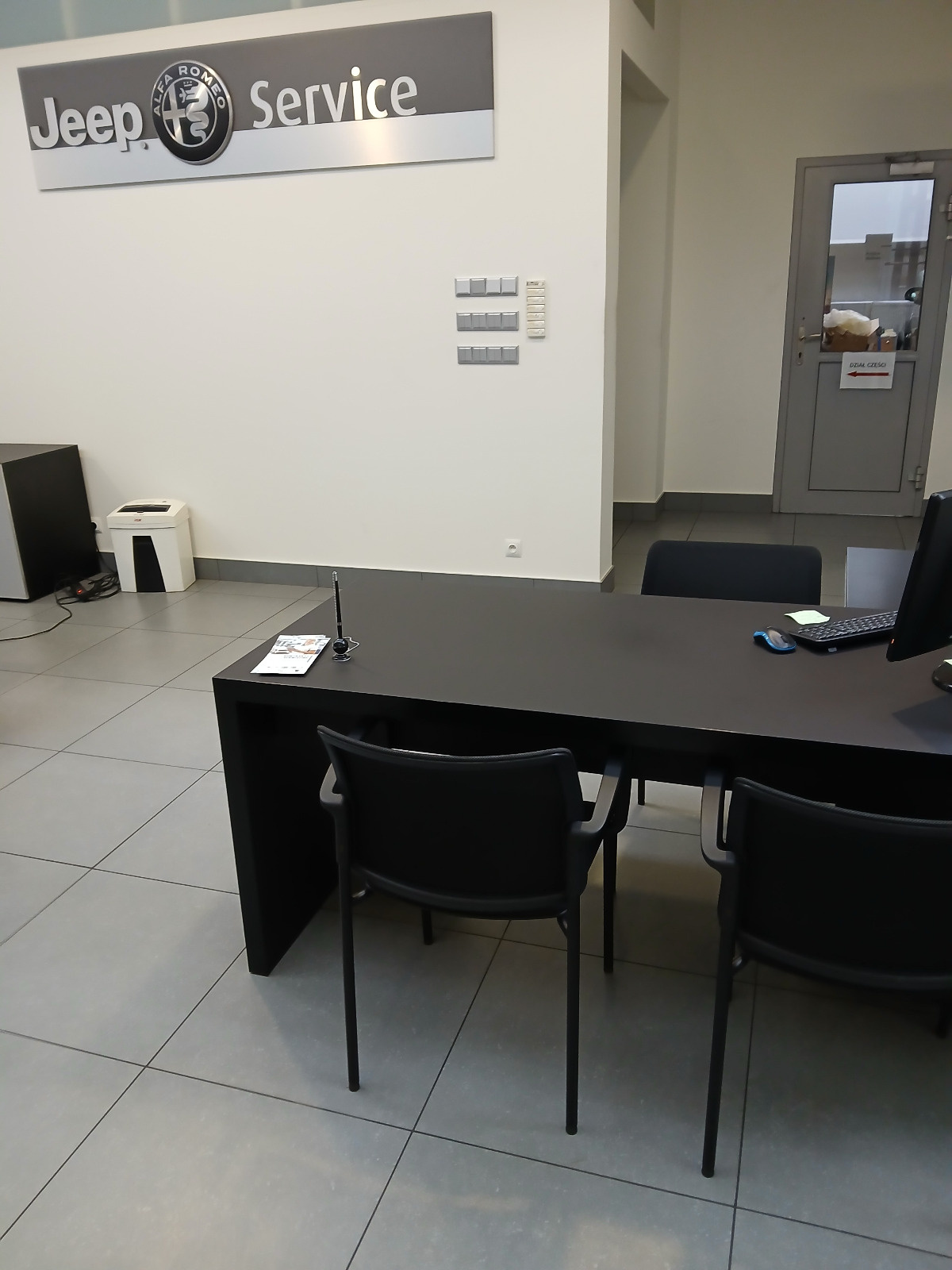 acf8d340-0404-464b-8fa4-266b676ea1c8