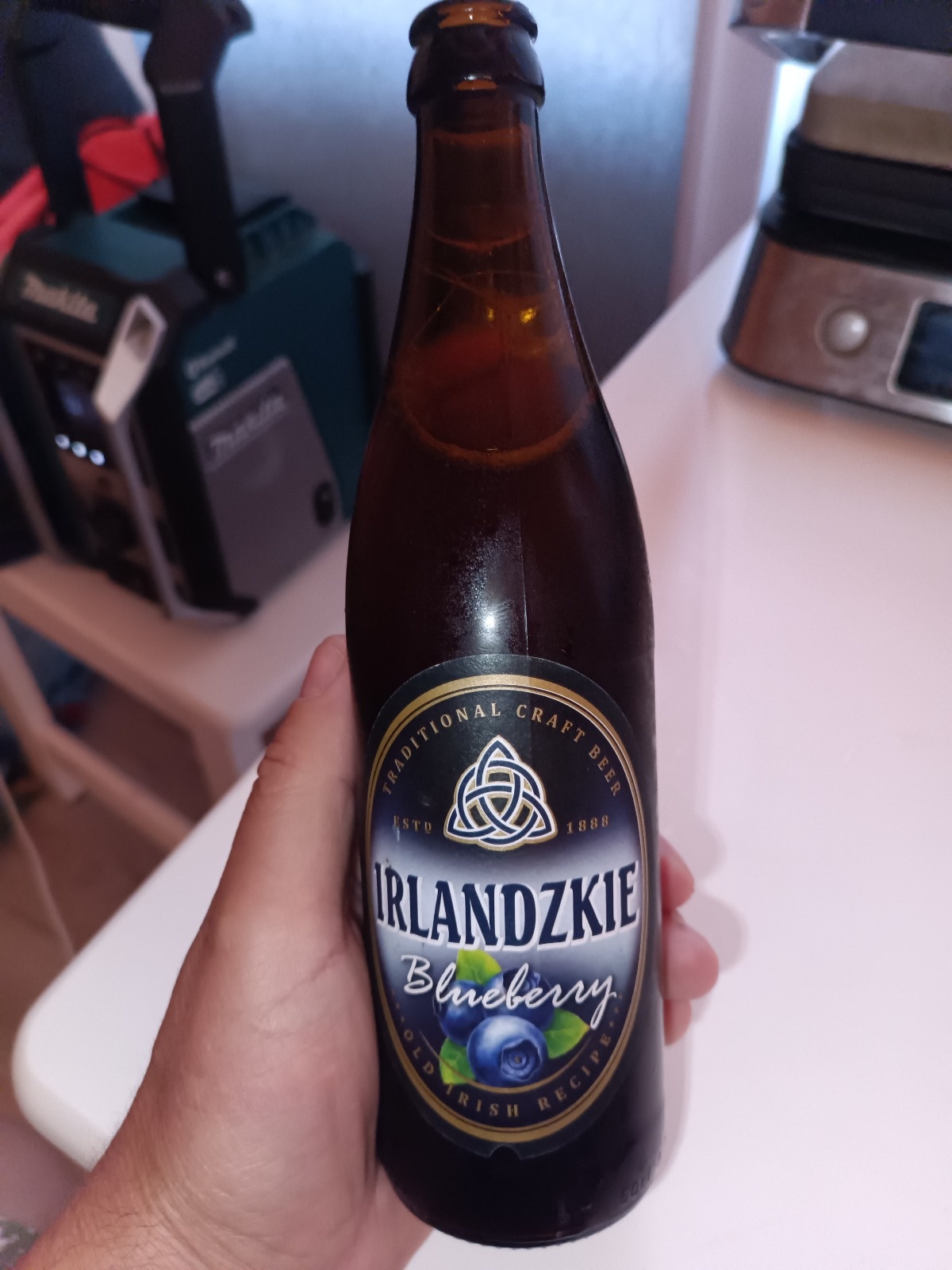 c7c839ee-827c-4c38-87a3-11a6d013c6f0