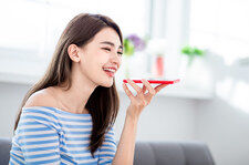 Aplikacje mobilne pochłaniają już jedną trzecią naszego dnia