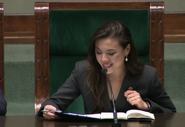 bdad0045-fb09-45b2-92cd-effeef1d7bca