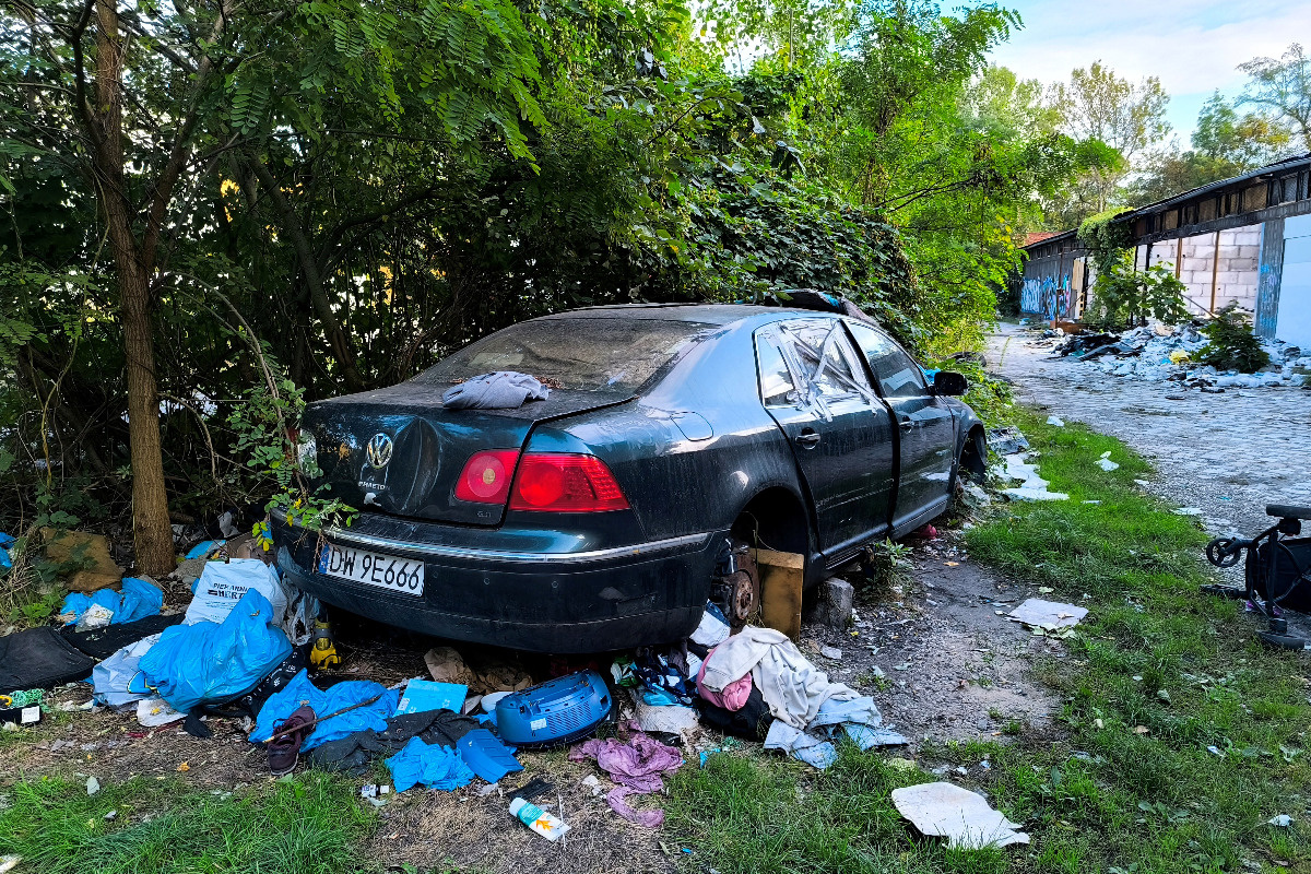 5fc83e7d-d0d0-4cdd-8a27-325e14beb2a2