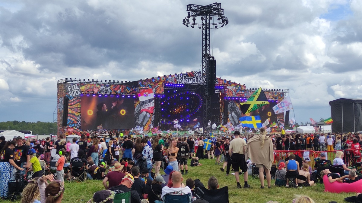 27fd7373-7405-4ea4-a4c8-347a65e4b3ec