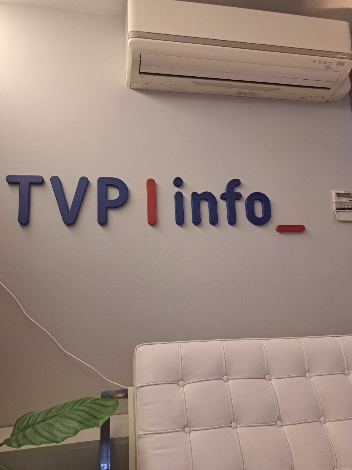 52fb9ffa-0110-49a9-8d17-ea5fe99bc7f8