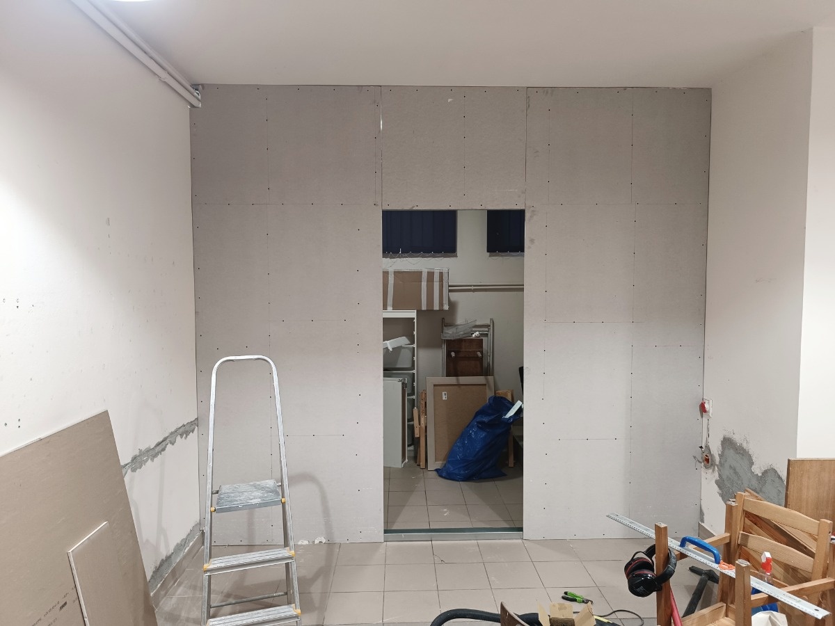 b504a34e-57e4-4dc7-930d-b5a53e55ef45