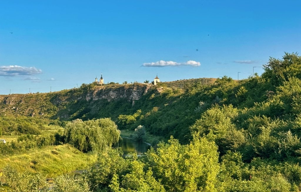 Jeden z najrzadziej odwiedzanych krajów w Europie. Czy warto tam jechać?