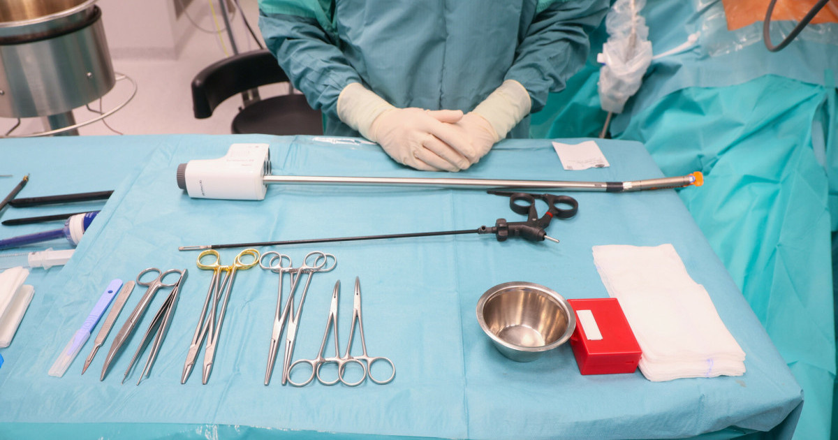 Młodzi Polacy chcą być lekarzami. Klasy biologiczno-chemiczne oraz kierunek lekarski hitami rekrutacji