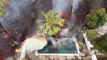 La Palma. Pierwszy wybuch wulkanu od 50 lat. Dziesiątki domów zniszczonych