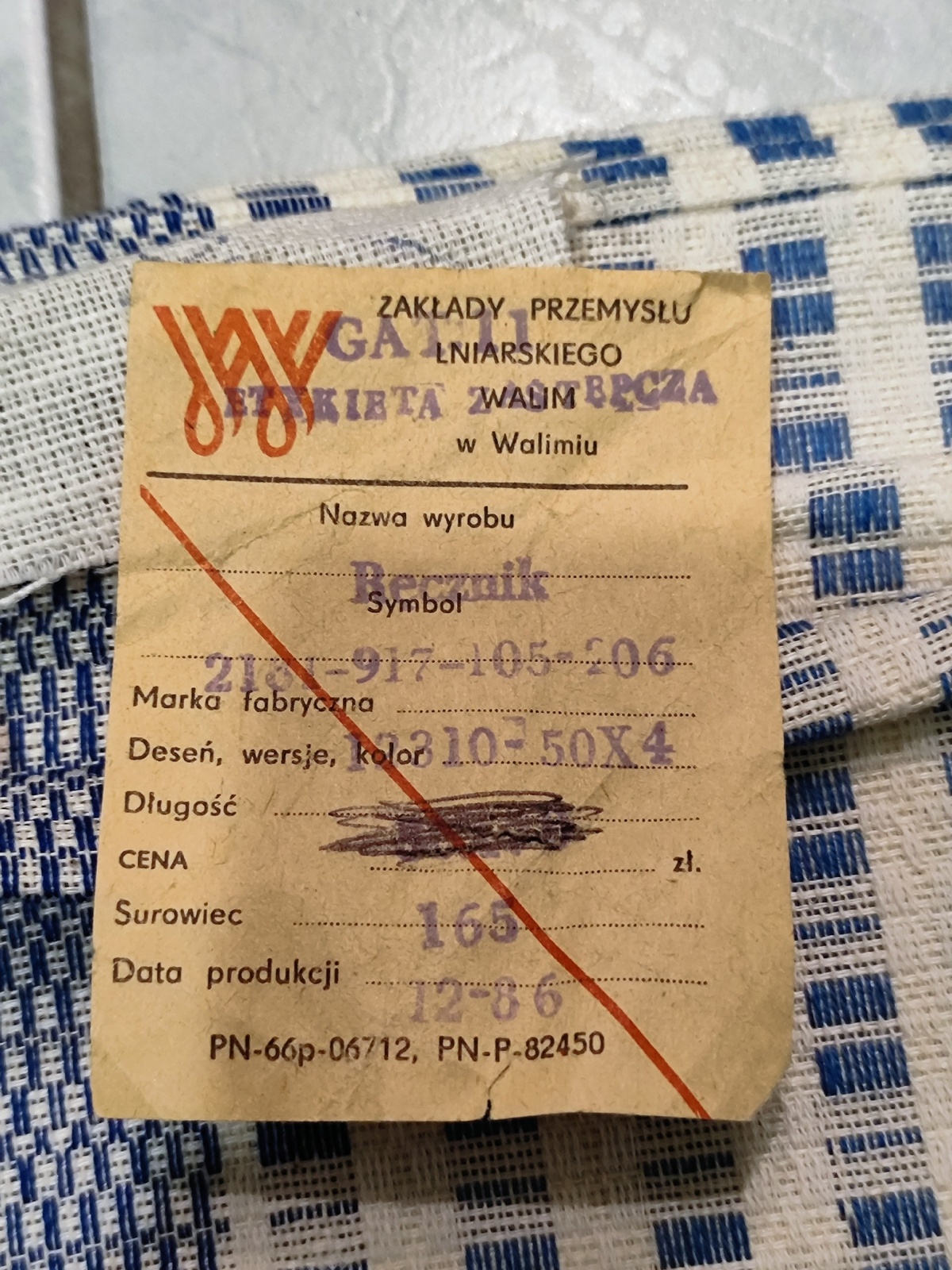 f9ae03b9-0389-419f-9194-1df849186642