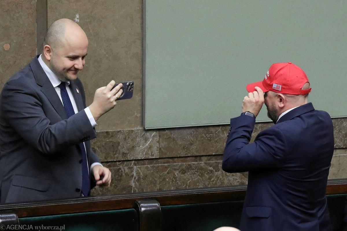 fa1c6edd-8713-4f2d-a5da-059ee42f909a