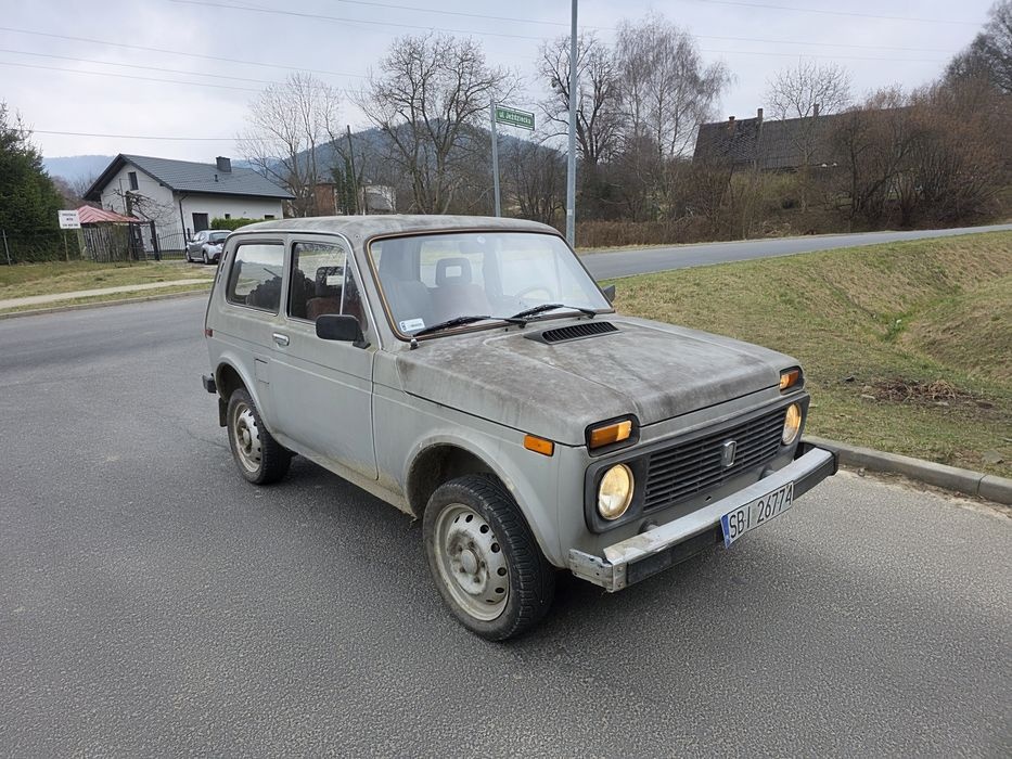 3771c081-2f69-4626-ab74-299fb593d2b8