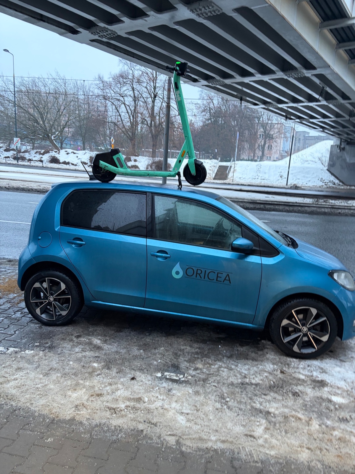 693205b3-56fe-4627-8e02-afbfd84c2909