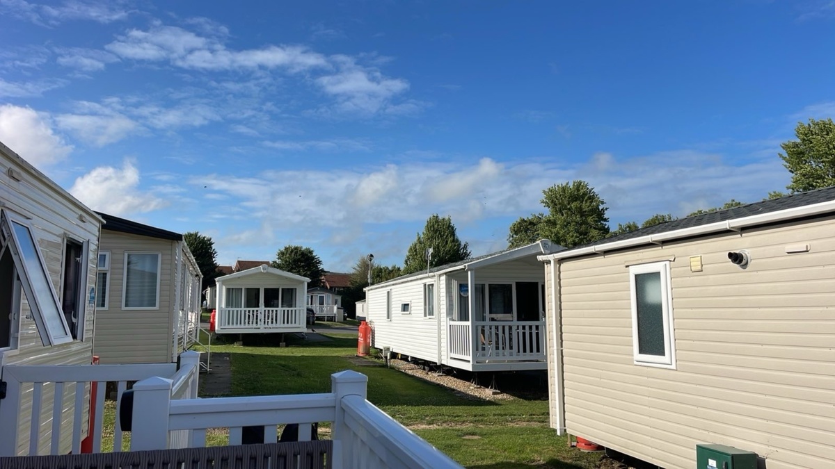 994ac111-0e52-4b69-9cc7-bd25669ceb2f