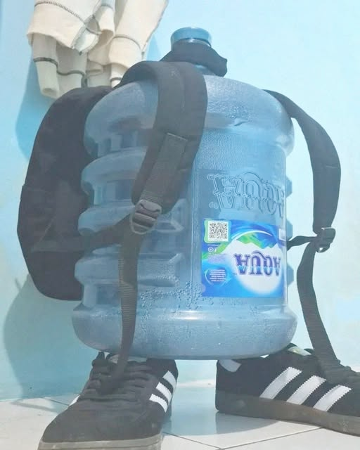 e0f9e5fe-0a9f-4d43-a36c-973368b81205