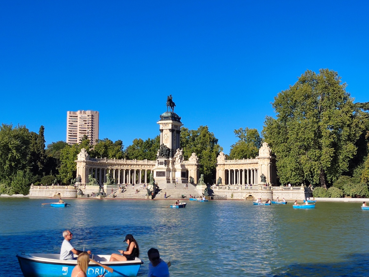 69a5ee36-58c4-47f3-b36b-9dbdd22b5638