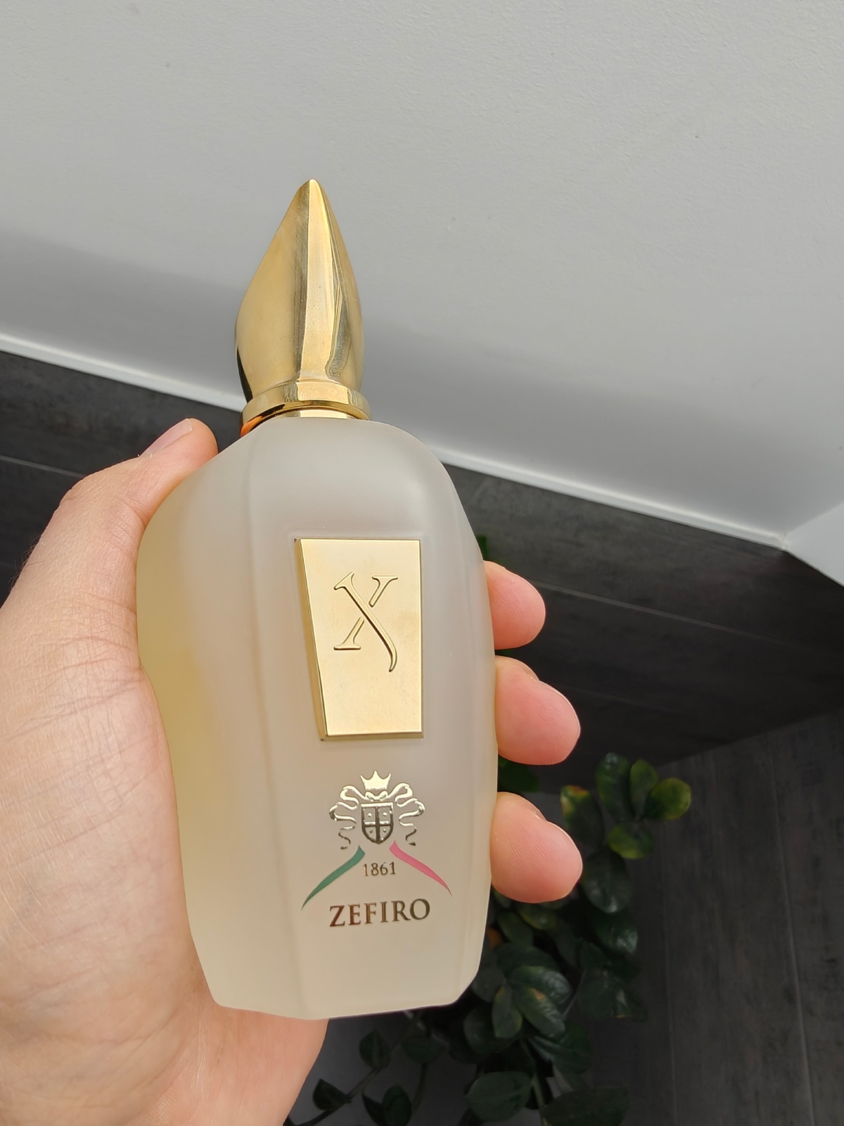 b8ba0b17-c570-478f-aac1-59aa5cf61fe7