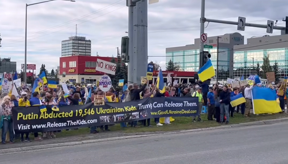 b36692b2-2f59-462b-b1fb-eef28fbf69d5