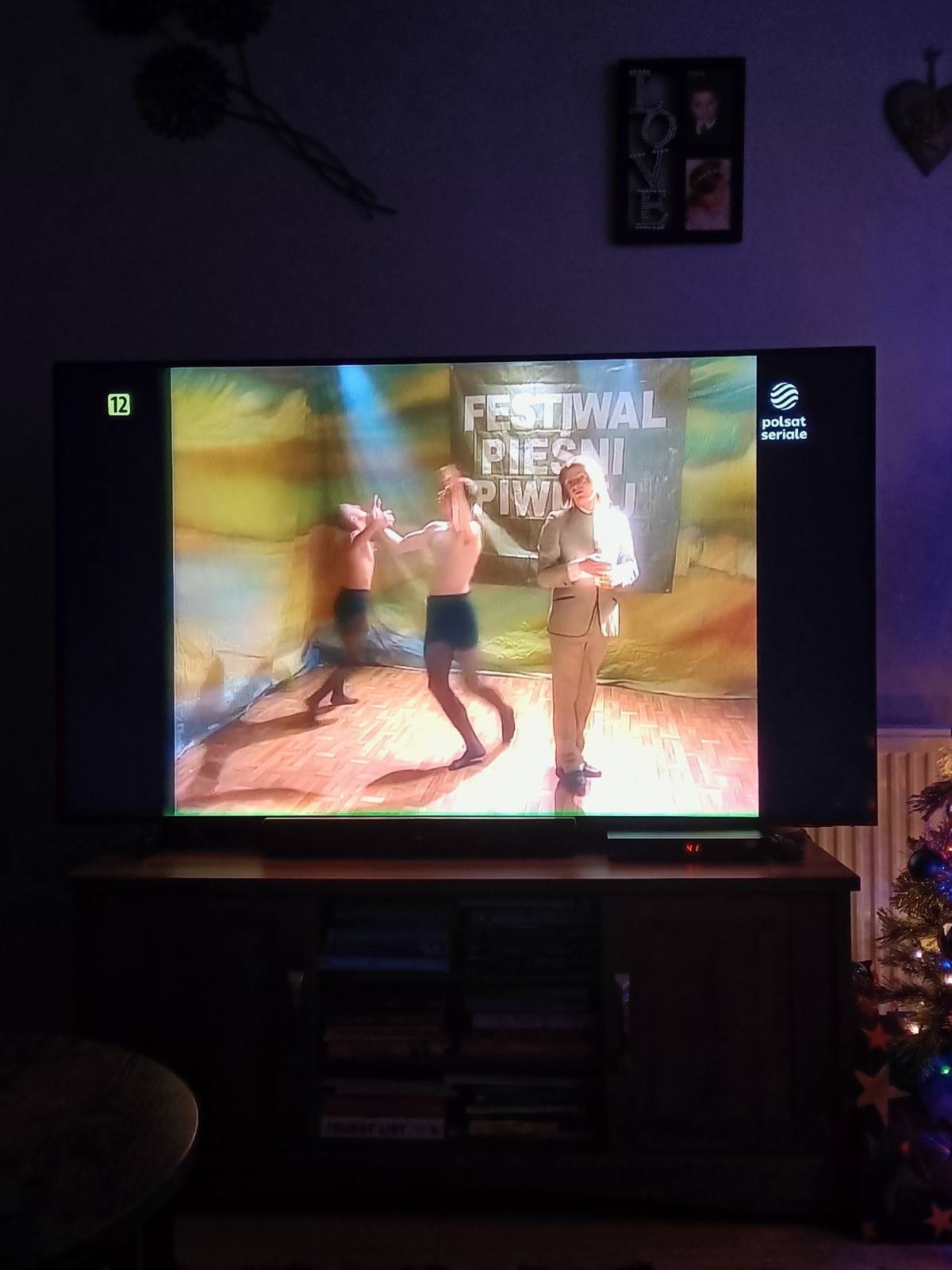 8d9f1e63-ef78-4c27-b623-dadc34b2a948