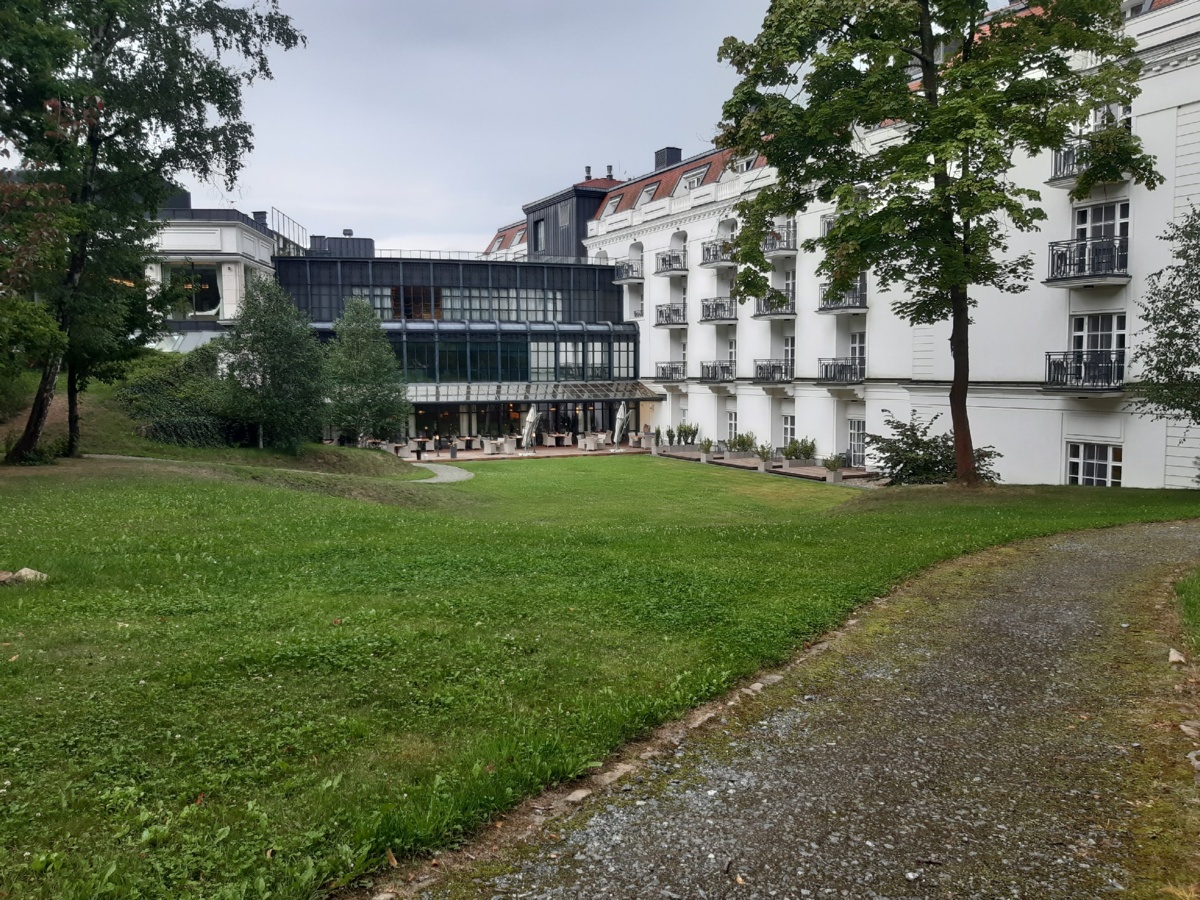 ddf30217-4450-4ce6-b9d6-cfe05849de99