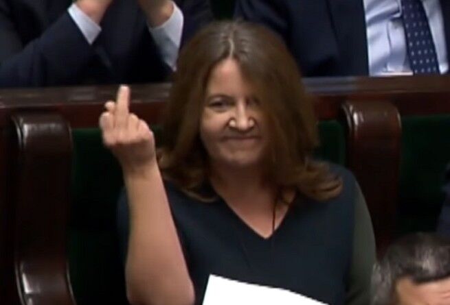 234da307-bedc-4304-9ab6-1ca312eab972