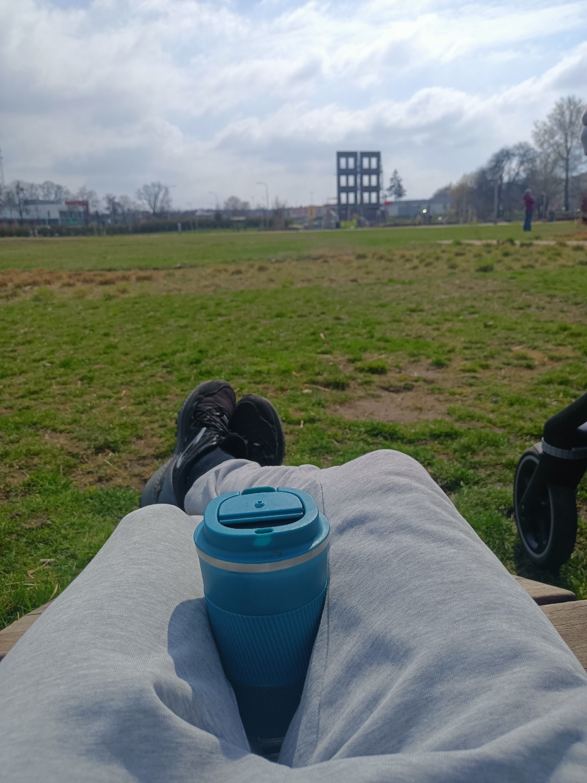 798b9a65-56c3-4709-9b15-3cfababedc35