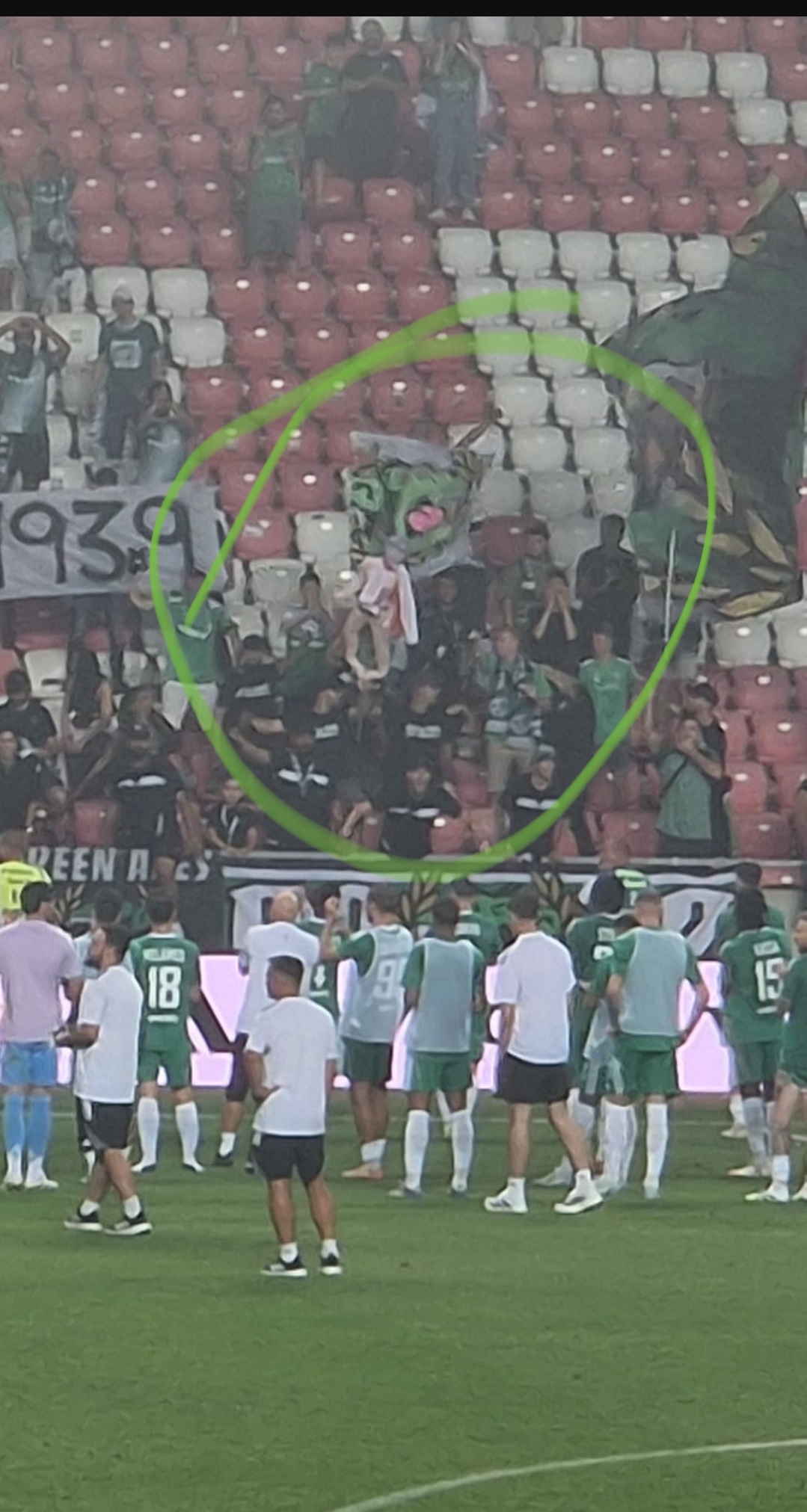 9ae15f40-967a-4b62-8159-d666e0f845e0