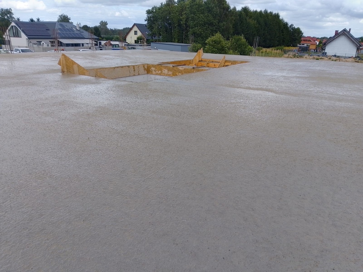 8332c174-615f-4376-8306-f004a53c4d4e