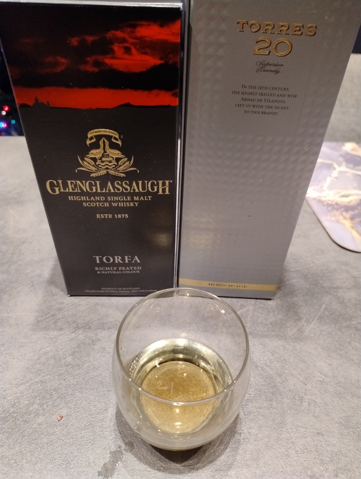 b700d2f9-f732-4f63-aaa2-4350387f8a21