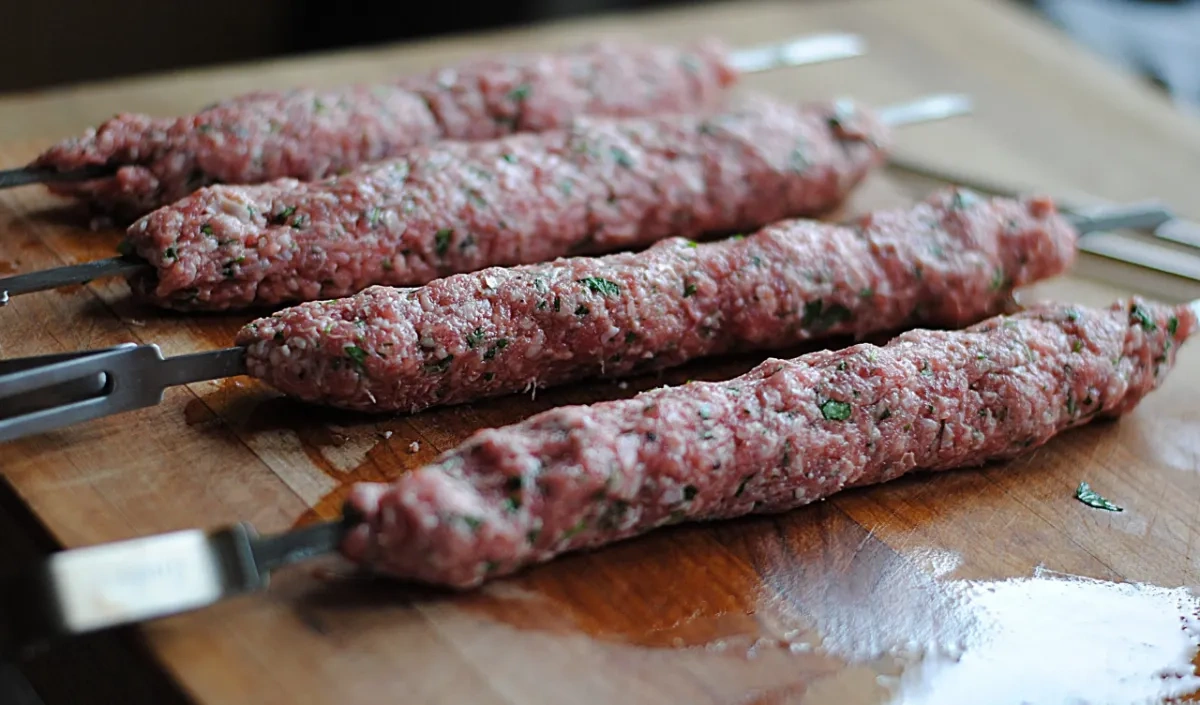 0ee3fee9-8b86-4ef7-a903-d64bbcdfd4de