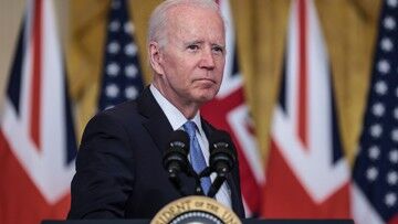Nowy sojusz obronny USA z Australią i Wielką Brytanią. Chiny: mentalność zimnej wojny