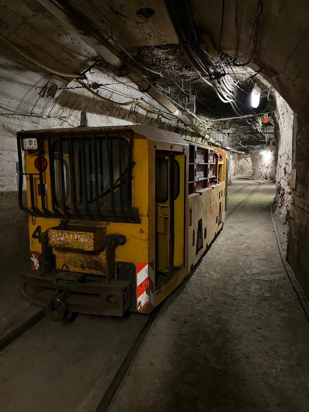 a53cc017-e8d1-40cb-b8aa-eaeb6d25c35b