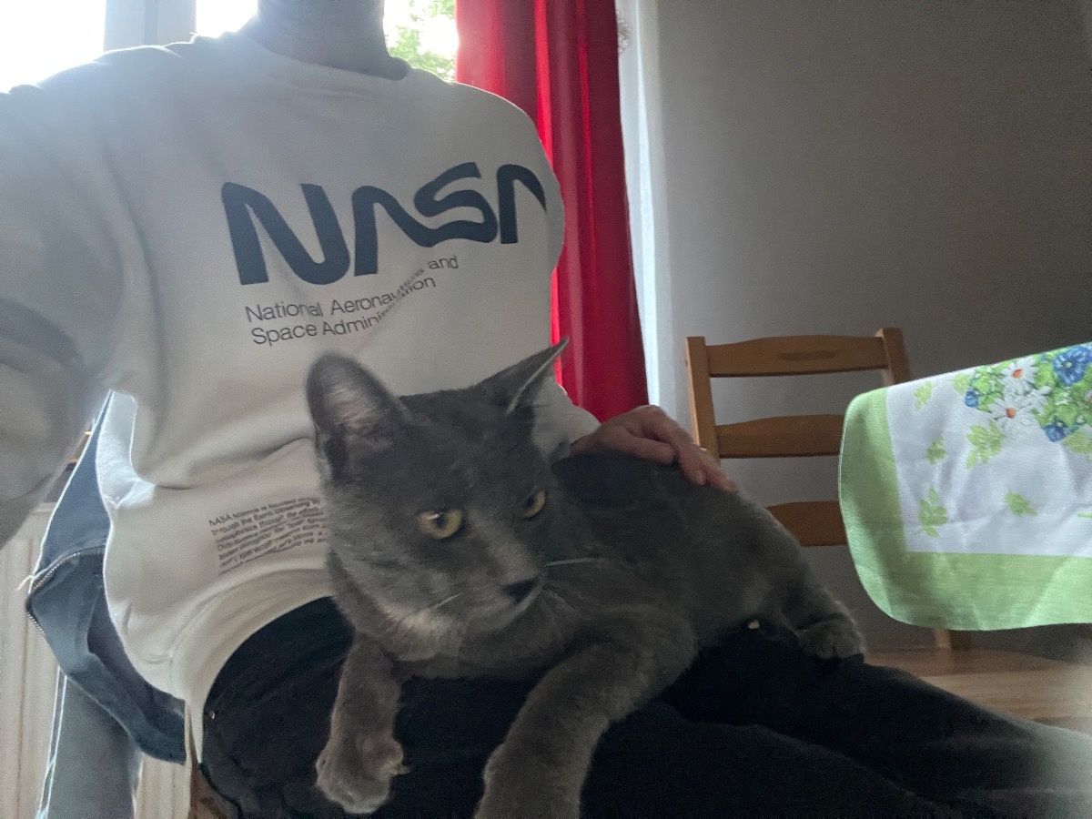 687eee6b-9017-4b75-b920-43a8f4cd2bdc