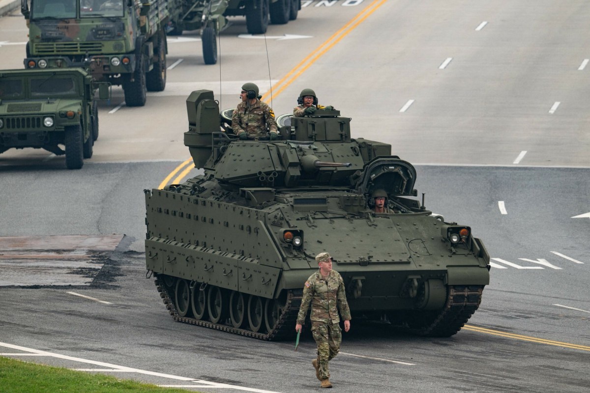 Trump gromadzi wojska lądowe na Bliskim Wschodzie