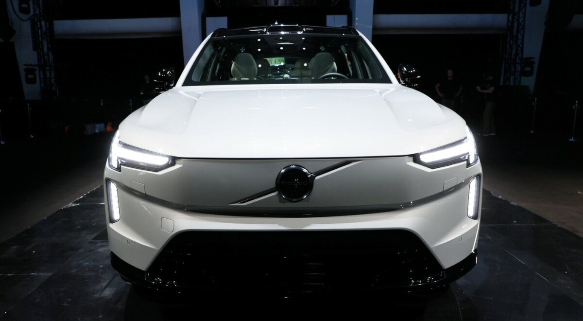 Volvo wycofuje 40 tys. elektrycznych SUV-ów