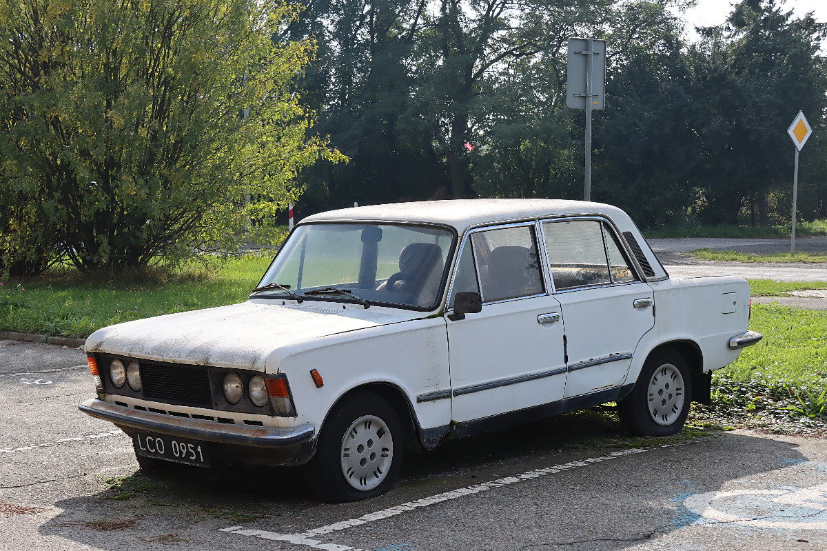 71b04070-c08d-4df7-9473-0eab054c4201