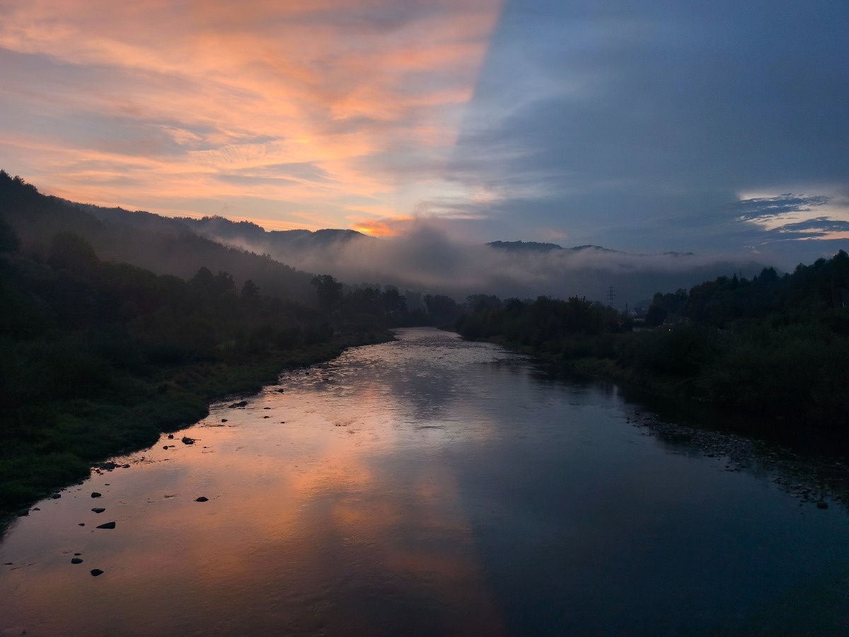 0962ae70-2d6a-4220-a0ea-9cef283b4227