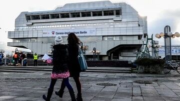 Koronawirus. Fala zakażeń wariantem Omikron "nie do zatrzymania" - twierdzą niemieccy naukowcy