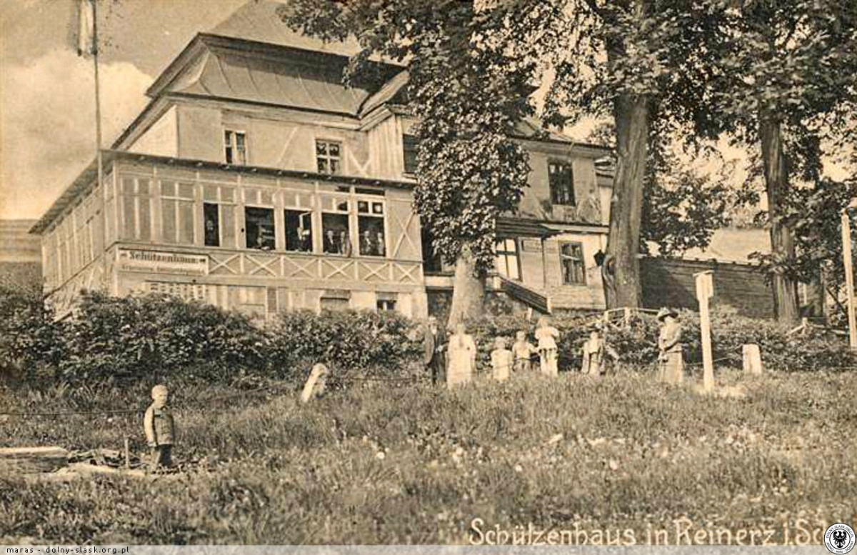 82d4e864-8938-4140-9f80-2b20d550261c