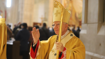 "Zaprzeczają godności własnego człowieczeństwa". Jędraszewski o LGBT