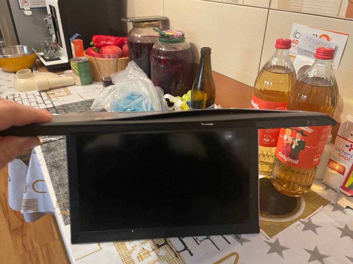 e227e1e1-64a1-4216-a0b8-aab21c1df376