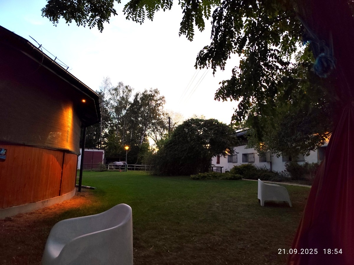 18444371-fb2a-43bf-996b-cc2c5b8075f3